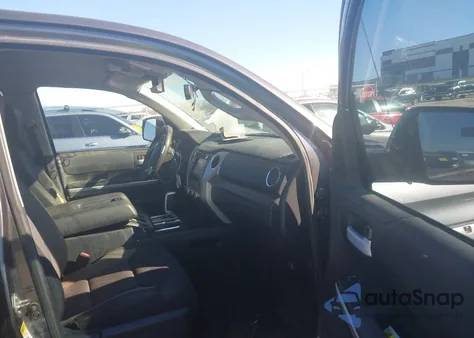 2016 Toyota Tundra Sr5 5.7L V8 from USA, damaged, VIN 5TFDW5F10GX558557